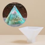 "Pyramid" - Silicone Mould for Resin Casting, 11x11x6.5cm
