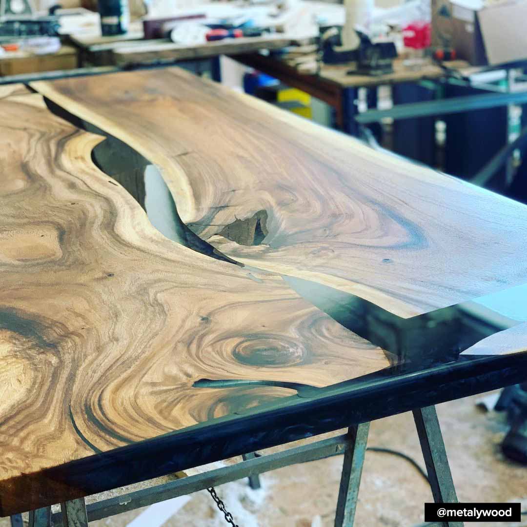 Planning and creation of large resin tables – main issues, guidelines and practical advice