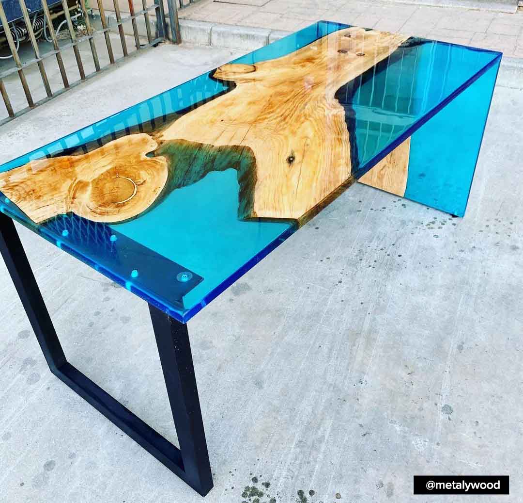 Planning and creation of large resin tables - main issues, guidelines and practical advice