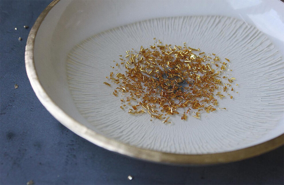 Resin vase or how to bend castings from uncured epoxy ResinPro